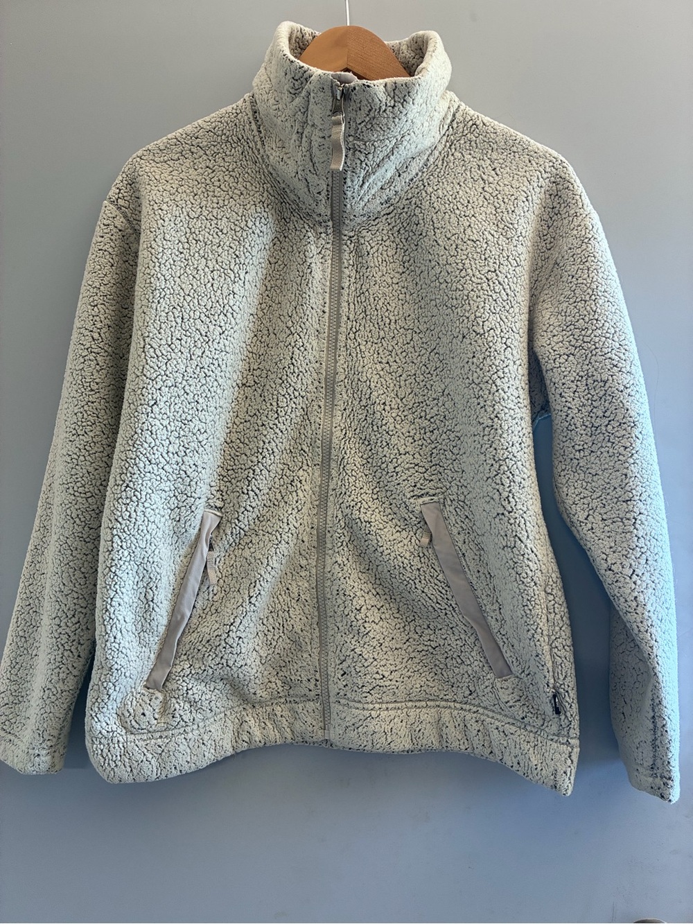 😎 The North Face Women’s Sherpa fleece